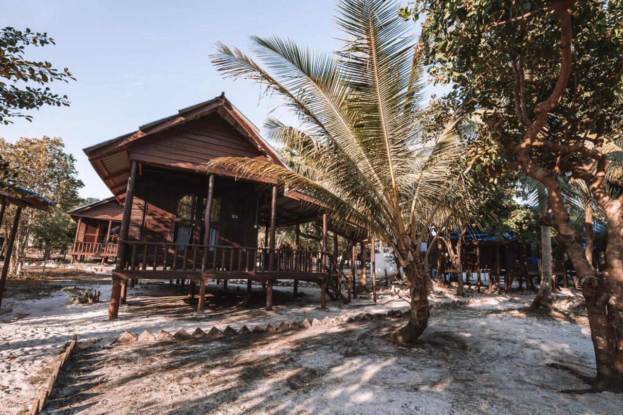 Malibu Hostel Koh Rong Eksteriør bilde